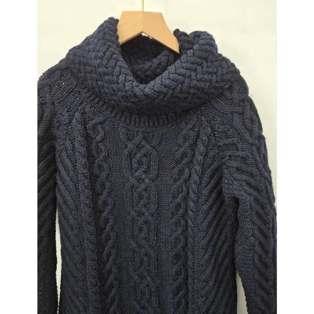 Saol Ireland 100% Merino Wool Sweater Size Medium Cable Knit Navy Blue